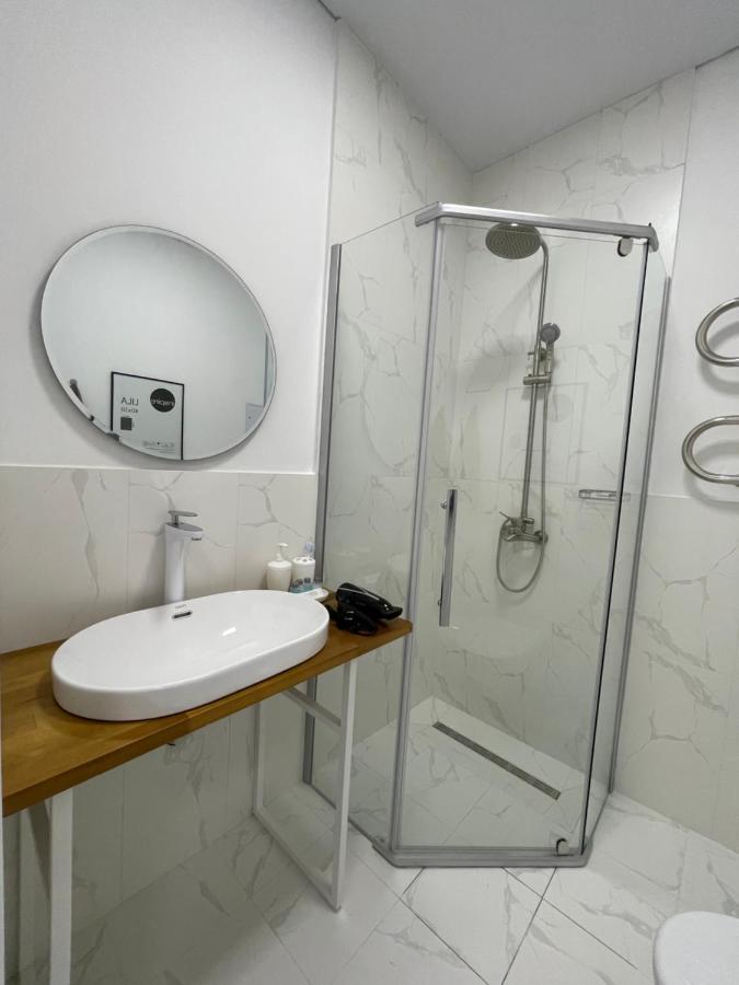 Mini Cozy Corner #1 Apartment อัลมาตี ภายนอก รูปภาพ